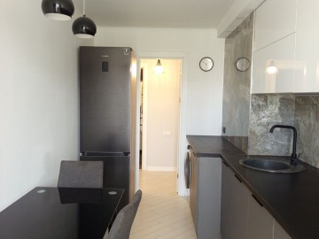 Apartament cu 3 camere, 70m², Sarmizegetusa photo