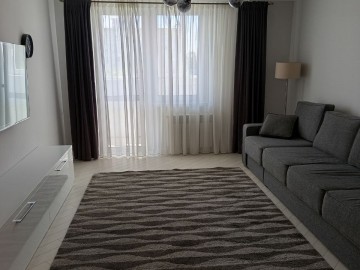 Apartament cu 3 camere, 70m², Sarmizegetusa photo
