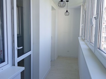 Apartament cu 3 camere, 70m², Sarmizegetusa photo