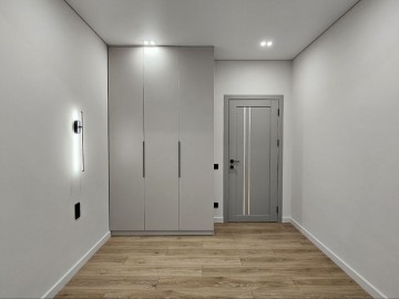 Apartament cu 3 camere, 85m², Жубиляра 6557 photo