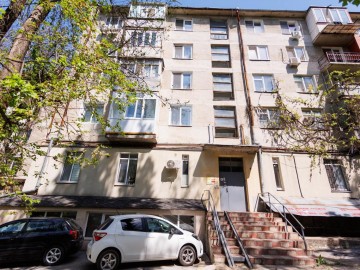 Apartament cu 2 camere, 47m², Ион крянгэ photo