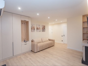 Apartament cu 3 camere, 87m², Буздуган photo