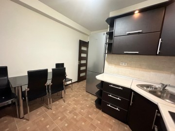 Apartament cu 2 camere, 50m², Miron Costin 6660 photo