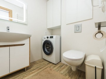 Apartament cu 3 camere, 72m², Nicolae Titulescu photo
