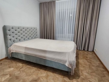 Apartament cu 3 camere, 72m², Mircea cel Bătrân photo