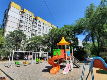 Apartament cu 3 camere, 74m², Str.Izmail photo