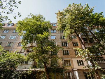 Apartament cu 2 camere, 50m², Strada Trandafirilor photo