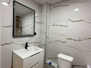 Apartament cu 2 camere, 58m², Alba Iulia photo