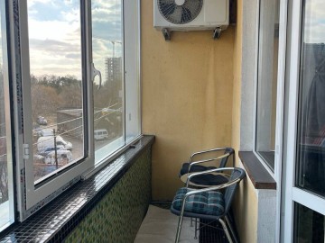 Chirie - Apartament cu 2 camere, 55m², Rîscani, Hipodromului photo