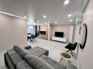 Apartament cu 3 camere, 126m², Centru, Lev Tolstoi photo