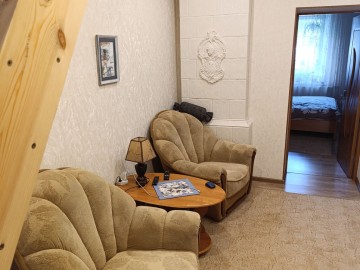 Apartament cu 4 camere, 80m², Strada București photo