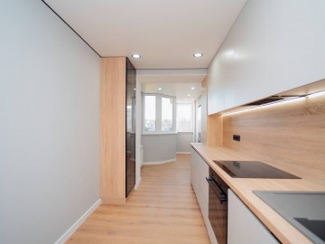 Apartament cu 2 camere, 60m², Bulevardul Dacia photo