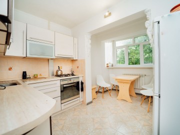Apartament cu 2 camere, 50m², Cuza Vodă photo