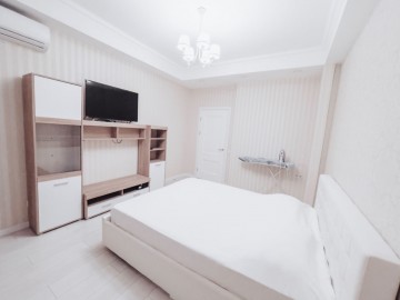 Apartament cu 1 cameră, 55m², Lev Tolstoi photo