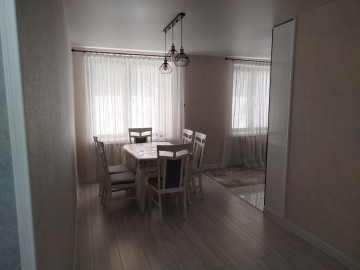 Apartament cu 2 camere, 60m², Дечебал photo