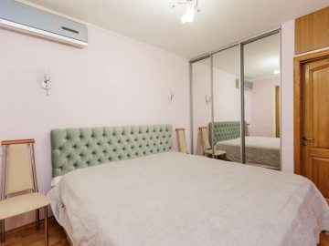 Apartament cu 3 camere, 74m², Bd. Decebal photo