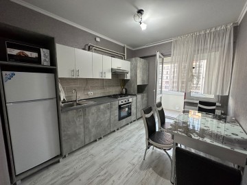 -CHIRIE-Apartament cu 1 cameră, 52m², Alba Iulia photo