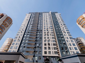 3-х комнатная квартира, 93м², Mircea cel Bâtrân photo