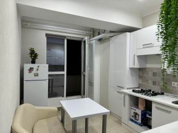Chirie-1 комнатная квартира, 49м², Centru, Grigore Ureche photo
