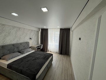 Apartament cu 3 camere, 105m², Buiucani, Calea Ieșilor photo