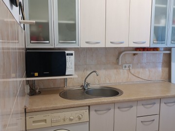 Аренда, 3-х комнатная квартира, 72м², Ботаника, Траян photo