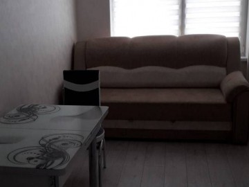 chirie-Apartament cu 1 cameră, Centru 48m², str. Avram Iancu photo