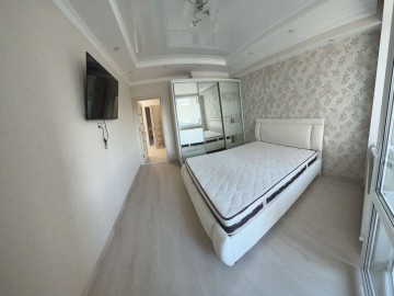 Apartament cu 2 camere, Centru 80m², str. Melestiu photo