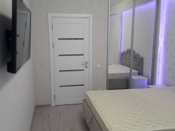 chirie-Apartament cu 1 cameră, Centru 48m², str. Avram Iancu photo