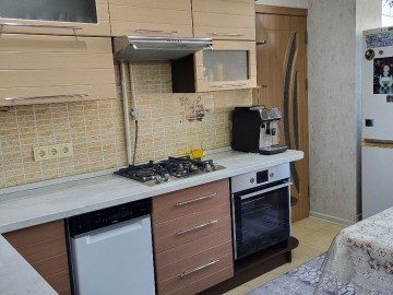 Apartament cu 2 camere, Botanica 60m², Куза Вода photo