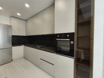 Se vinde-Apartament cu 2 camere, 64m², telecentru,Sprîncenoaia photo