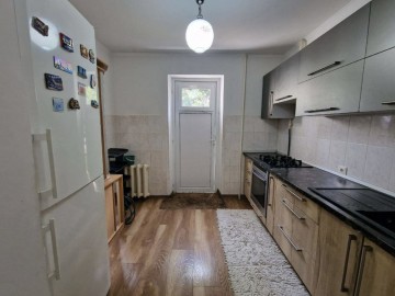 Chirie-Apartament cu 2 camere, 58m²,Centru, Albisoara 7084 photo