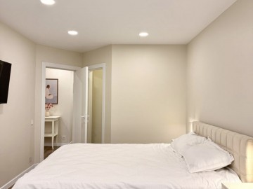 Se vinde-Apartament cu 2 camere, 65m², Botanica-Plaiului photo