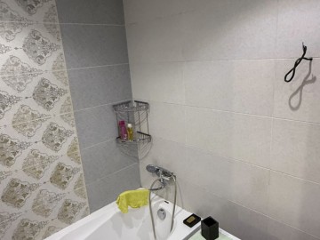 Chirie-Apartament cu 3 camere, 75m²,centru, Albisoara photo