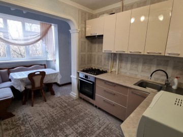 Chirie-Apartament cu 3 camere, 70m², Botanica,Cuza Vodă photo