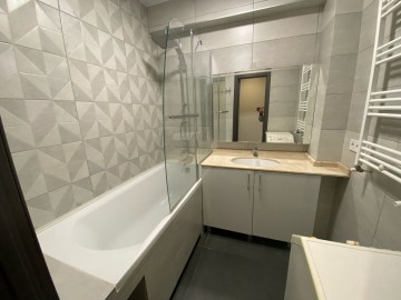 Apartament cu 2 camere, 68m², Riscani, Florilor photo