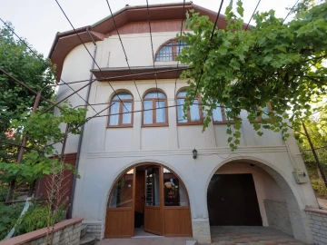 Vilă cu 3 nivele, 170m², 27 aprilie photo