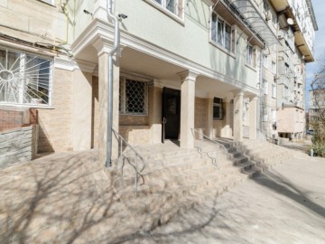 Se vinde-Apartament cu 2 camere, 41m², Buiucani,Sucevița photo