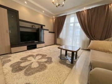Chirie-Apartament cu 3 camere, 90m², Rîșcani,Studenților photo