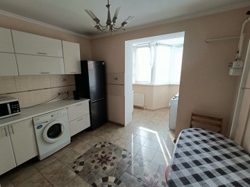 Chirie-Apartament cu 2 camere, 78m², Botanica,Decebal photo
