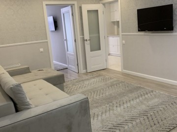 Chirie-Apartament cu 2 camere, 55m², Centru,Melestiu photo