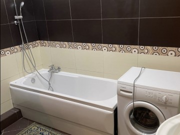 Chirie-Apartament cu 2 camere, 80m²,Botanica, Grenoble photo