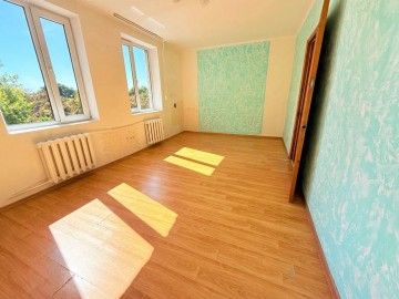 Apartament cu 2 camere, 48m², Florilor photo