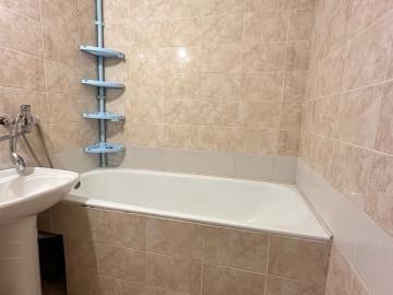 Apartament cu 2 camere, 48m², Florilor photo