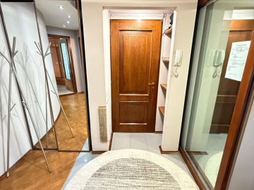 Apartament cu 3 camere, 70m², Кишинёв, Центр, str. Grădinilor photo