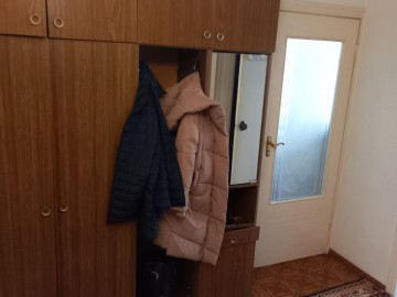 Apartament cu 3 camere, 70m², Muncești photo