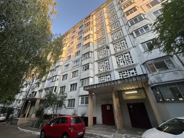 Apartament cu 2 camere, 55m², Buiucani, Liviu Deleanu photo