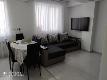 chirie-Apartament cu 1 cameră, Centru 36m², Албишоара photo