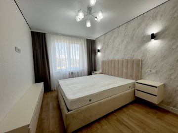 Apartament cu 2 camere, 53m², Petru zadnipru photo