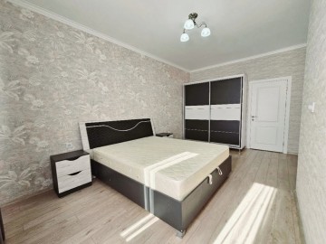 Chirie-Apartament cu 2 camere, 66m², Buiucani,Liviu Deleanu photo
