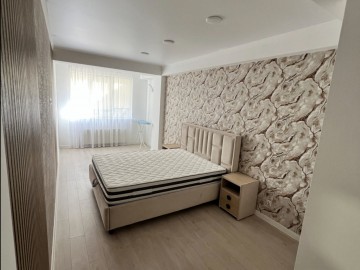 Chirie-Apartament cu 2 camere, 85m², Telecentru,Sprîncenoaia photo